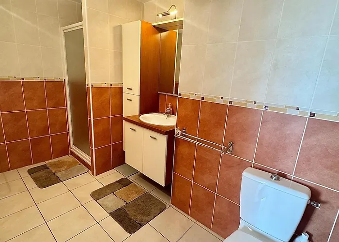 - Cap D'agde Vue Port * آجد